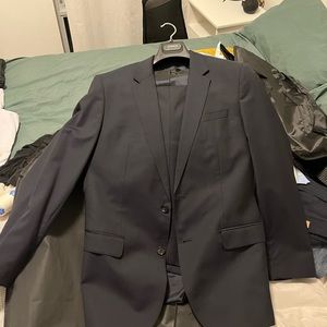 Navy Hugo boss suit